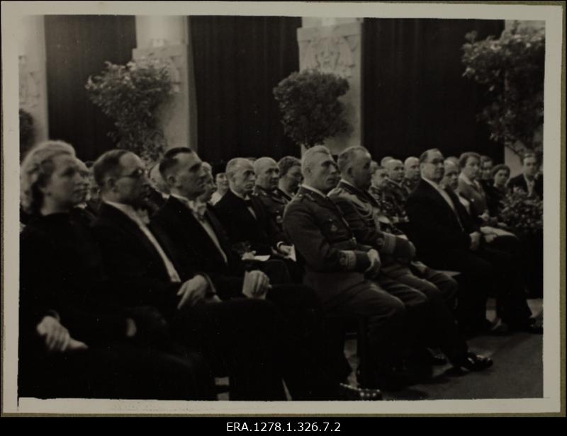 Tartu vabastamise aastapäeva aktus "Vanemuises" 14. jaan. 1939.