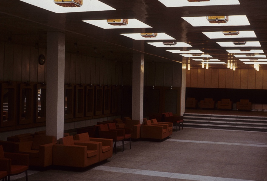 Haapsalu kultuurikeskus: interjöörivaade. Arhitekt Ado Eigi, sisearhitekt Maire Kangur