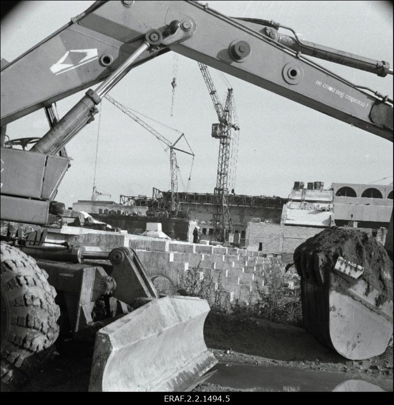 V. I. Lenini nim. Kultuuri- ja Spordipalee ehitamine (Linnahall) 1978 - 1980.