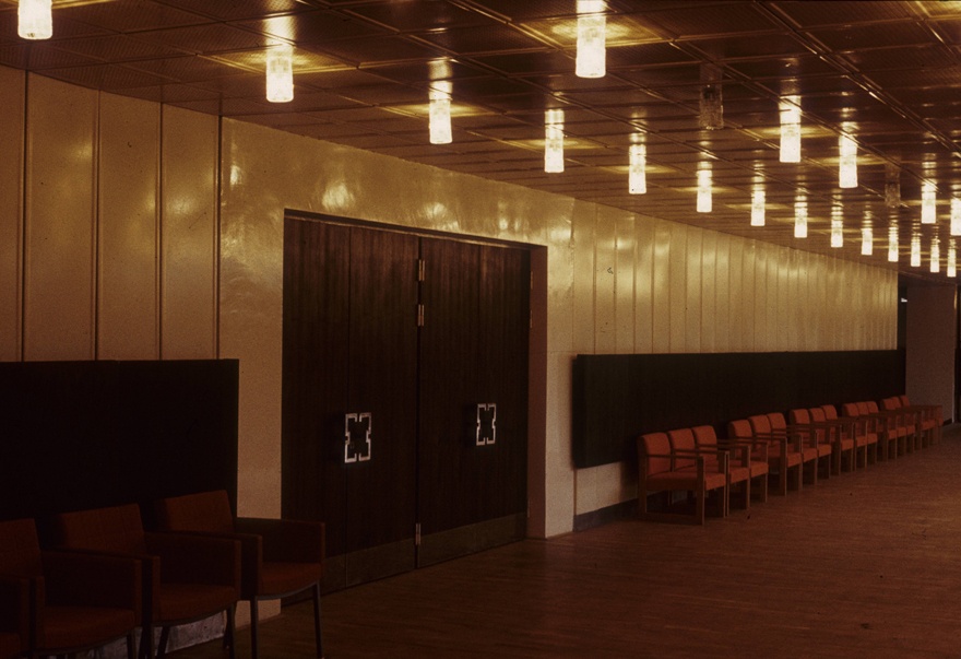 Haapsalu kultuurikeskus: interjöörivaade. Arhitekt Ado Eigi, sisearhitekt Maire Kangur