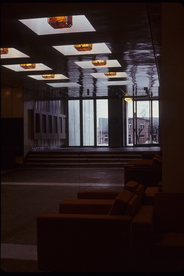 Haapsalu kultuurikeskus: interjöörivaade. Arhitekt Ado Eigi, sisearhitekt Maire Kangur