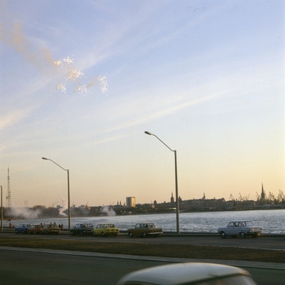 Pirita teel ilutulestik.  similar photo