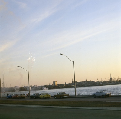 Pirita teel ilutulestik.  similar photo