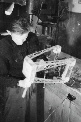 Rakvere Pioneerimaja tehnikaring  similar photo