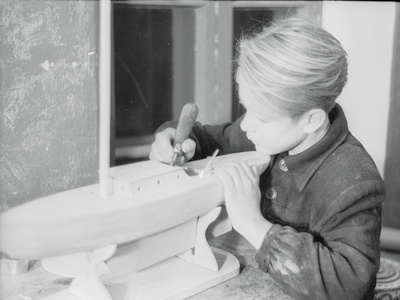 Rakvere Pioneerimaja tehnikaring  similar photo