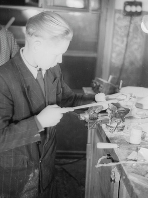 Rakvere Pioneerimaja tehnikaring  similar photo