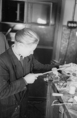 Rakvere Pioneerimaja tehnikaring  similar photo