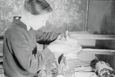 Rakvere Pioneerimaja tehnikaring  similar photo