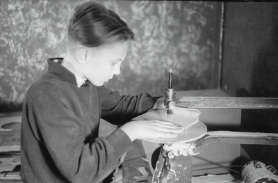 Rakvere Pioneerimaja tehnikaring  similar photo