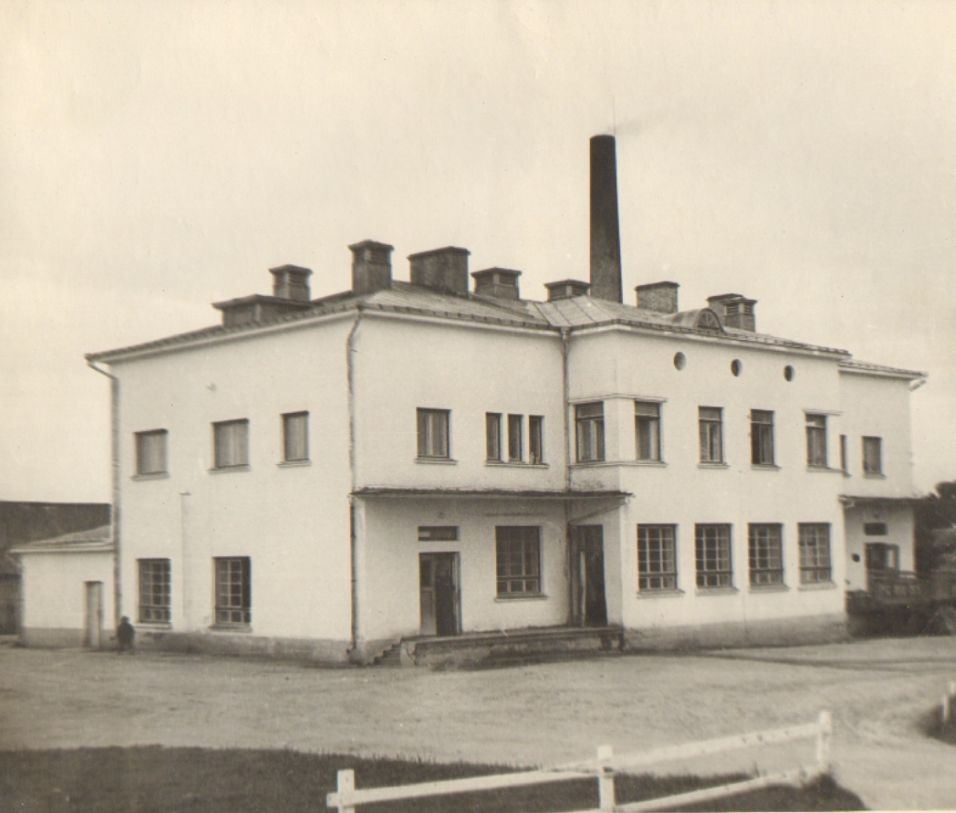 Palamuse võitööstus, külgvaates.