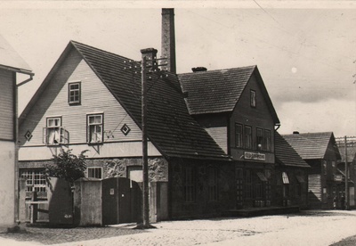 Kolga-Jaani piimaühingu hoone otsavaade  similar photo