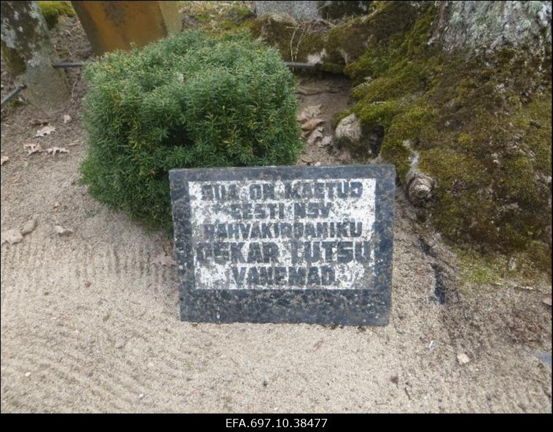 Palamuse kalmistu.