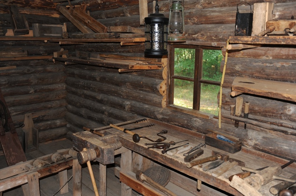 Värska. Seto Talumuuseum. Töömehe kamber (tüütarõ)