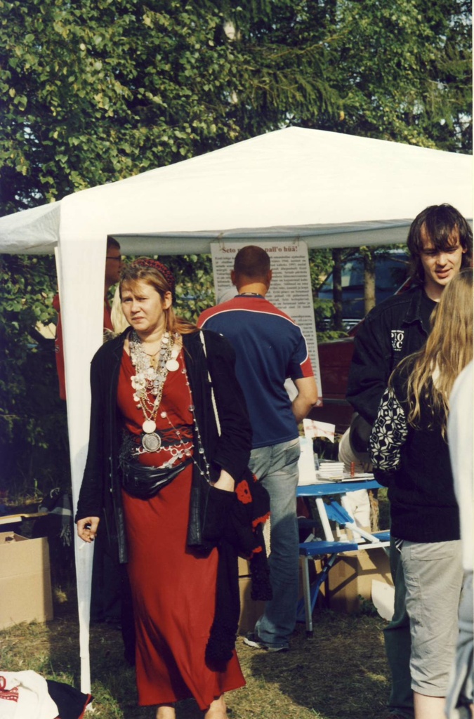 Kuningriigi päev Mikitamäel 05.august 2006. Näitleja Merle Jääger.