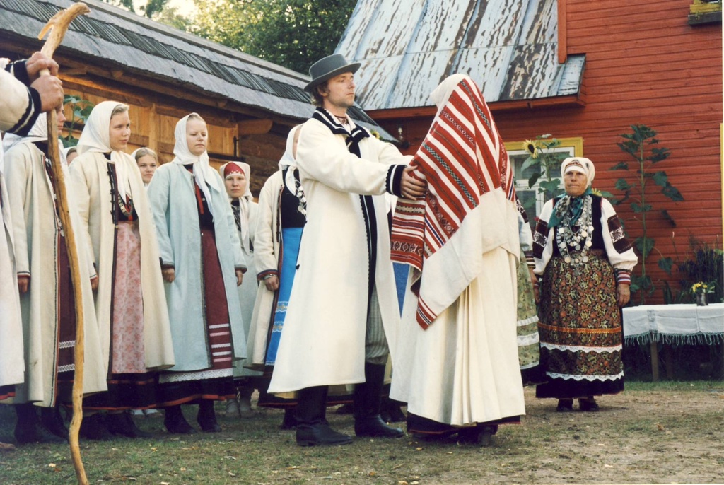 ,,Taarka" etendus Obinitsas. Pulmastseen