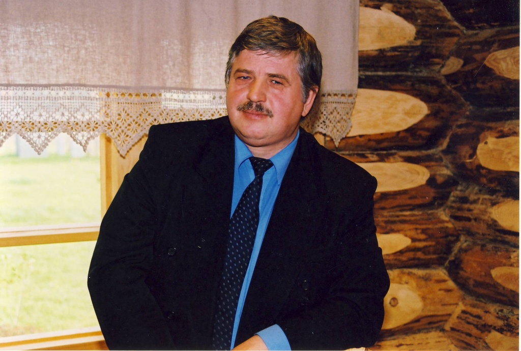 Ajaleht Setomaa 10 aastane. Ajalehe päev muuseumis. Ajalehe esimene toimetaja Vello Lõvi.