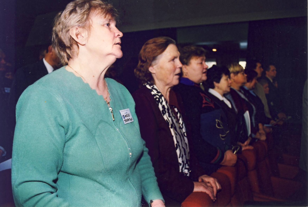 8. Seto Kongress Värska Kultuurikeskuses.Vaade saali, esiplaanil Helju Tsopatalo Petseri rajoonist
