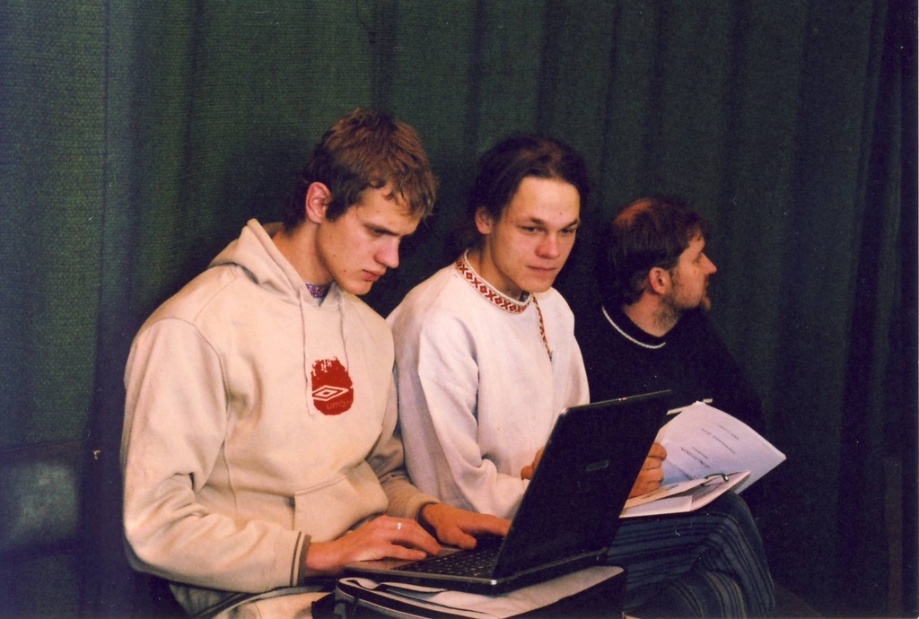 8. Seto Kongress Värska Kultuurikeskuses.Noored kongressil
