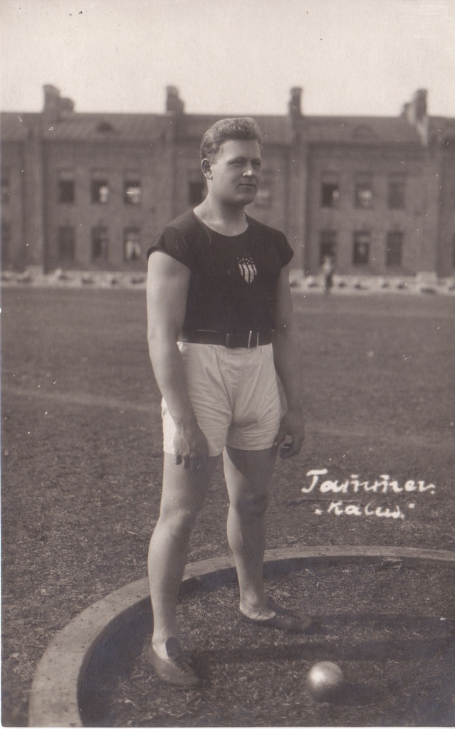 Kergejõustiklane Harald Tammer