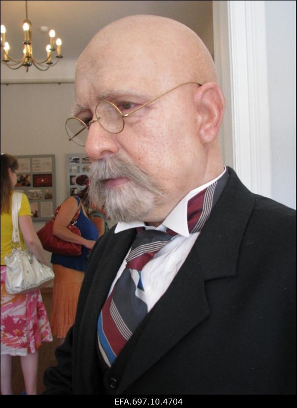 Vahakuju Jaan Poskast Poska majamuuseumis.