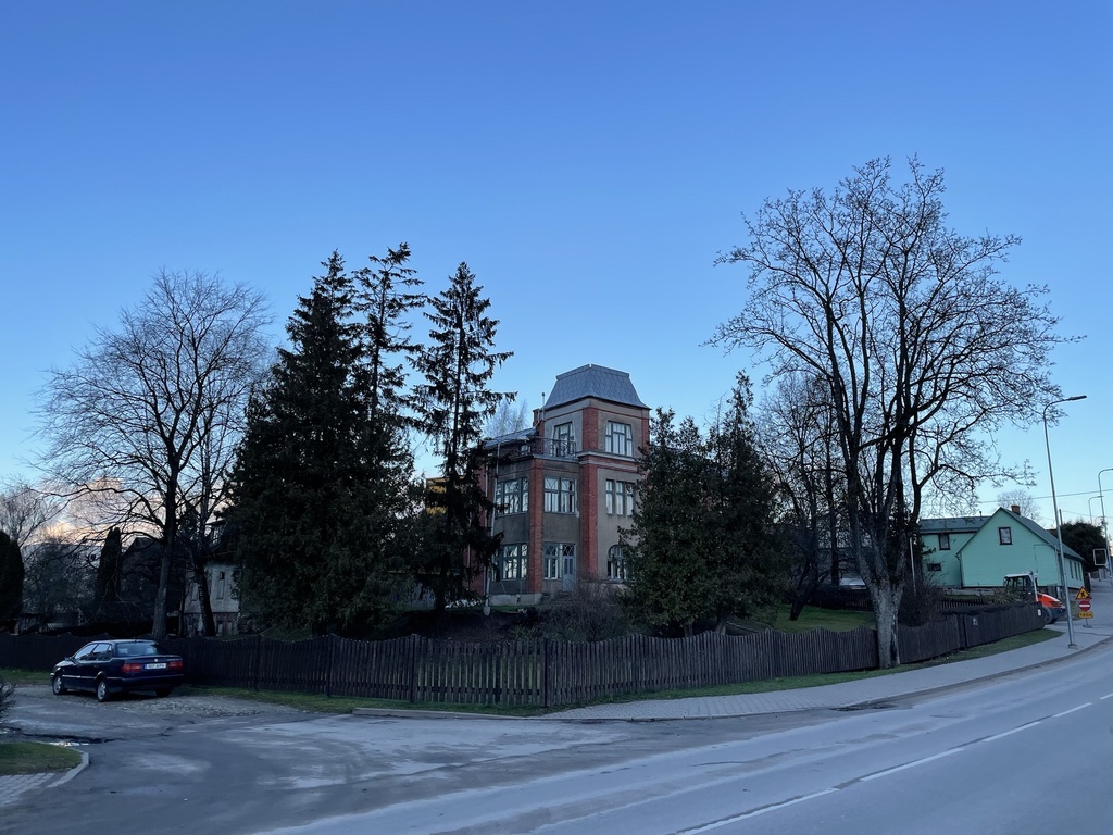 Valga 02. Valga Avatud Noortekeskus - Valga. Valga Avatud Noortekeskus (endine väikelastekodu)