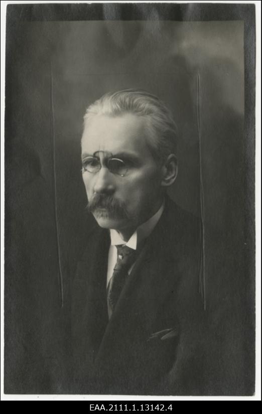 Gustav Wulff, seltskonnategelane Otepääl, portreefoto