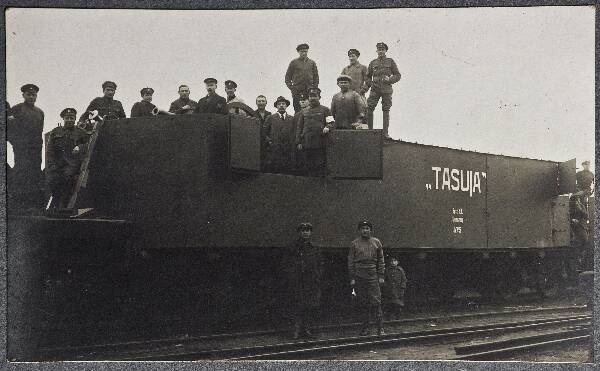 Soomusrong nr 5 suurtükiplatvorm "Tasuja"