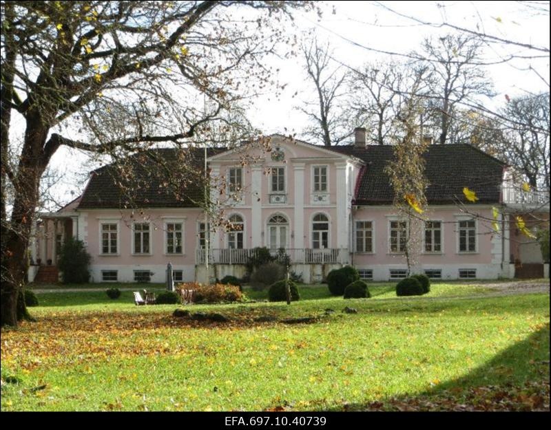 Oti mõisa peahoone. Välisvaade.