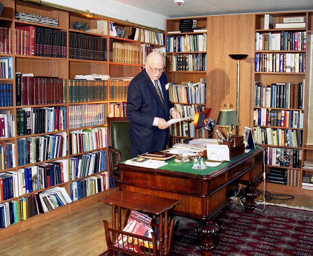 Lennart Meri kodus oma töökabinetis 02