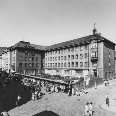 Tootmiskoondise Lembitu hoone Tallinnas, vaade. Arhitektid Voldemar Herkel, Kalju Valdre  duplicate photo
