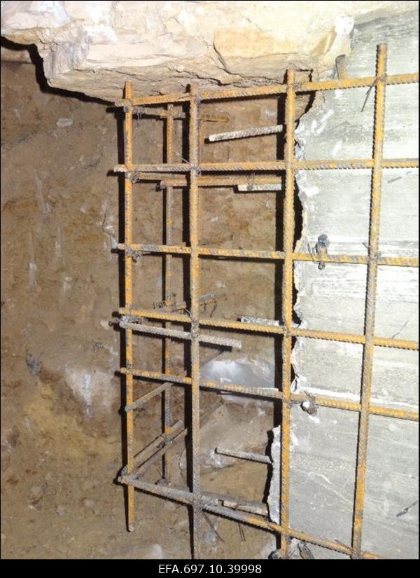 Riisipere mõis. Mõisa peahoone renoveerimistööd. Võlvkeldri väljakaevamine.