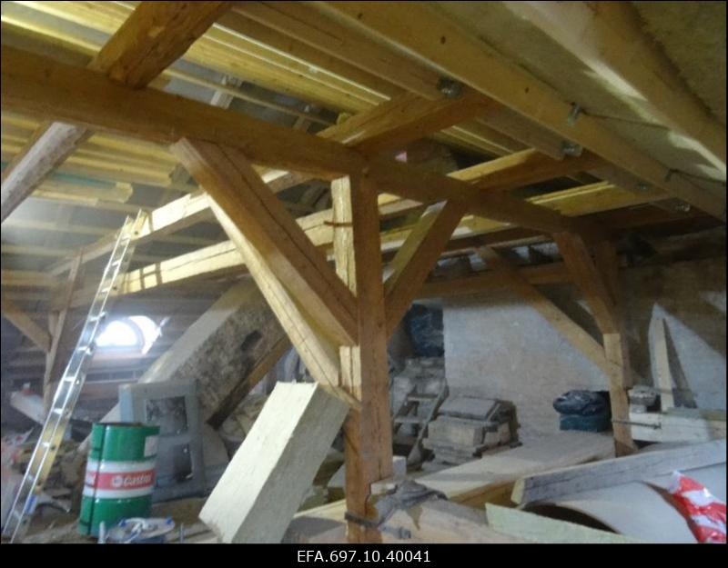 Riisipere mõis. Renoveerimistööd mõisa peahoones. Pööningukorrus.