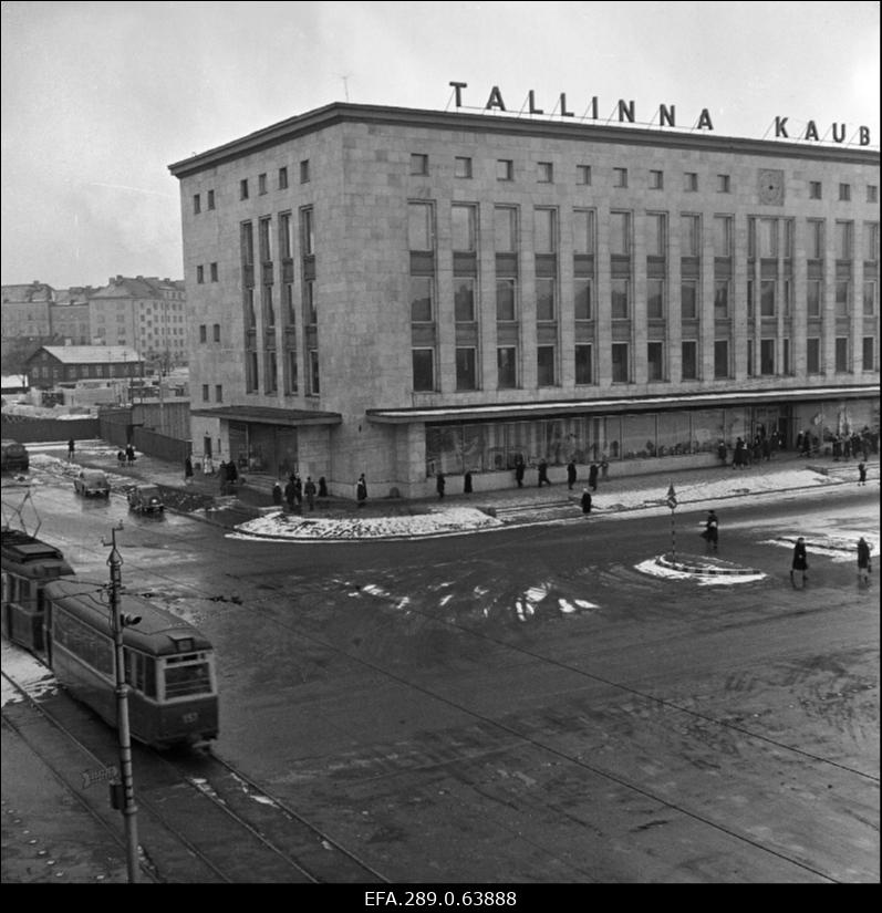 Vaade Tallinna Kaubamajale.