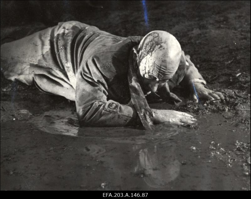 Näitleja Ants Eskola Antsu osas filmistuudio Tallinnfilm mängufilmis Põrgupõhja uus Vanapagan.