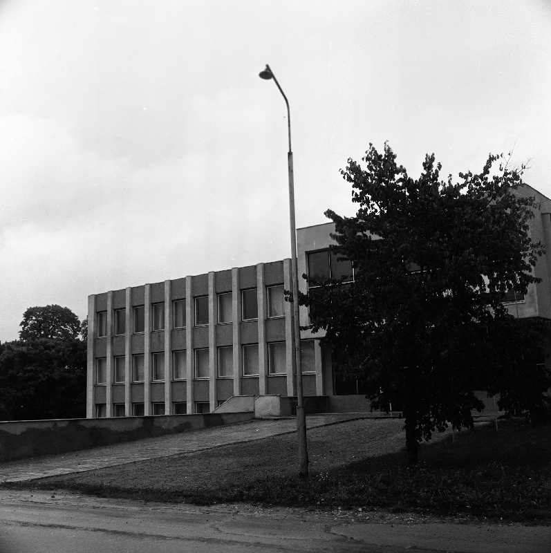 Rakvere Rajooni Veterinaarjaama välisvaade.