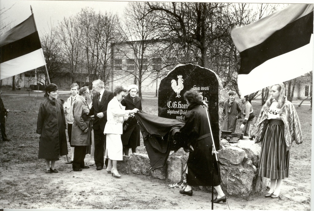 foto, Hammerbecki mälestuskivi avamine Paides 1989.a.