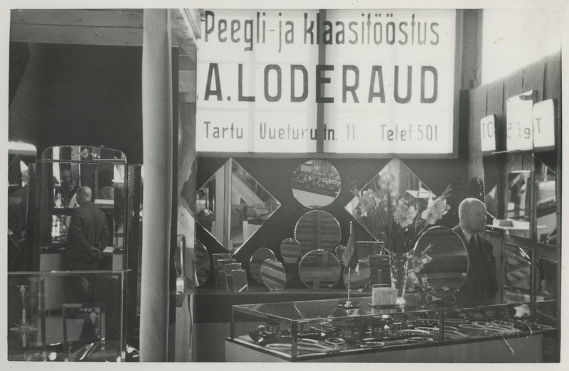 A.Loderaudi peegli-ja klaasitööstuse väljapanek Tartu Eesti Põllumeeste Seltsi 50.aasta juubelinäitusel