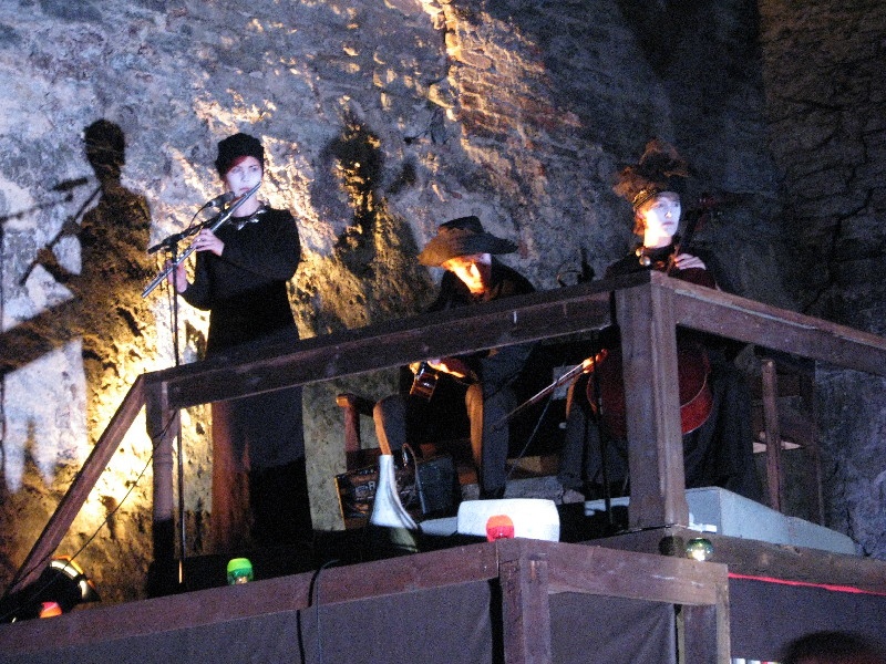 Etendus Katariina käigus.