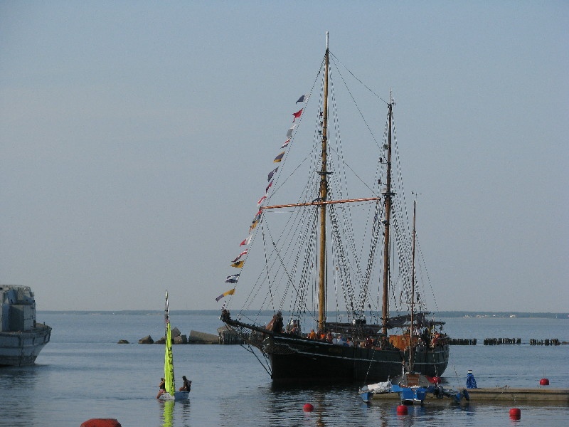 Tallinna merepäevad. Purjekas Noblessneri sadamas.