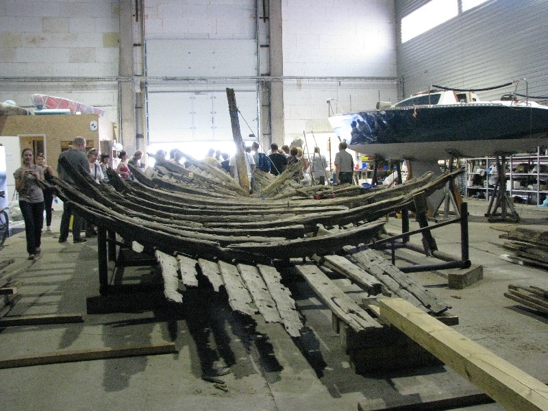 Maasilinna muinaslaev angaaris Noblessneri sadamas.