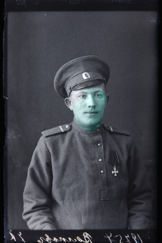 Tsaariarmee sõjaväelane Wolkoff (Volkov).