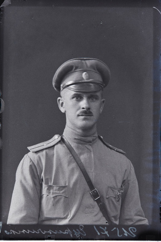 Tsaariarmee sõjaväelane Gurintschinko (Gurintšinko).