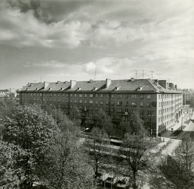 Korterelamu Tallinnas, vaade hoonele. Arhitekt Harald Arman  duplicate photo