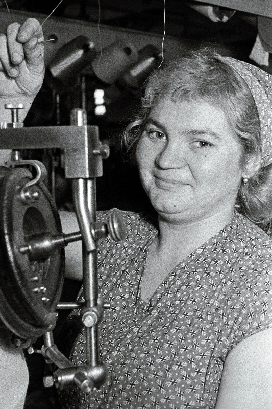 ELKNÜ X kongressi delegaat trikootööstuse Marat kommunistlik noor Leida Mitt.