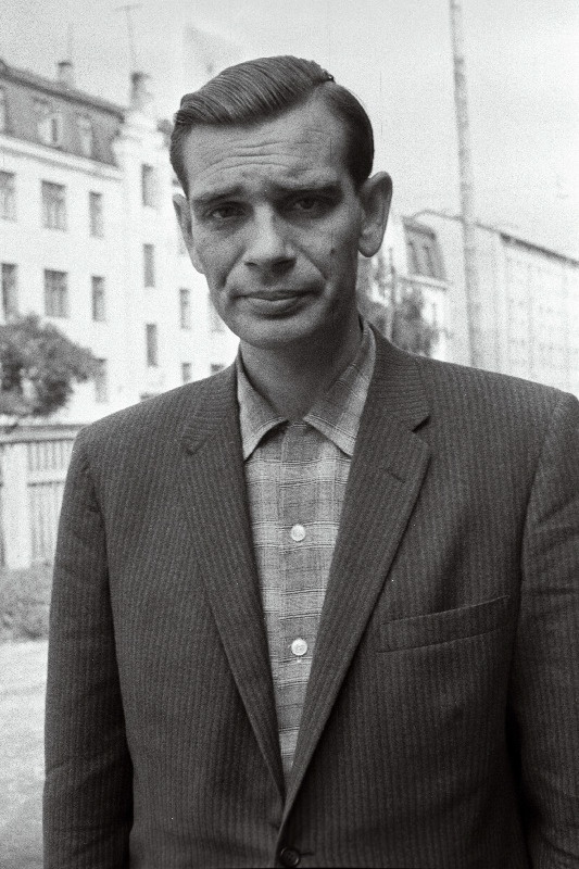 Eesti NSV Rahvamajanduse Nõukogu Ehitusvalitsuse Tehnilise Abi Büroo juhataja Harry Mänd.