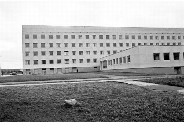 Tallinna Mustamäe polikliinik. Välisvaade.