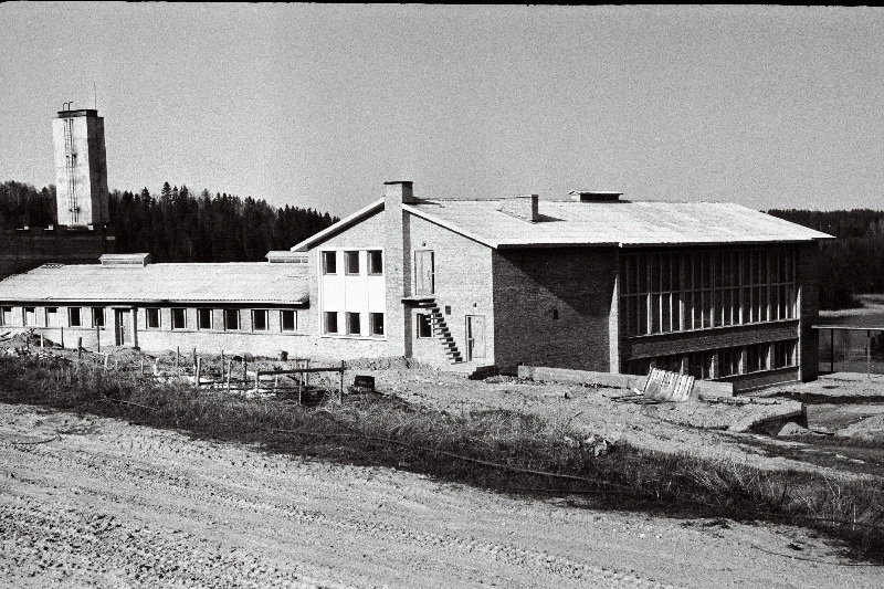 Tartu Riikliku Ülikooli spordibaas Käärikul.