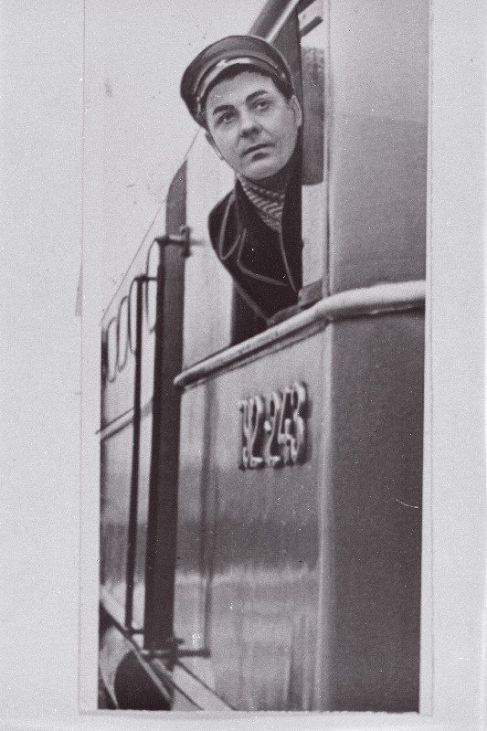 Tallinn-Väikse veduridepoo kommunistliku töö brigaadi brigadir August Talpast.