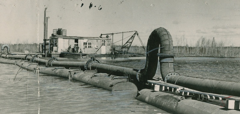 Esimene pinnasepump Narva merel.