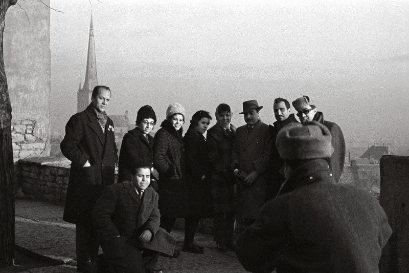 Tallinnas külalisetendusel viibinud Kairo nukuteatri töötajad Tallinnaga tutvumas.